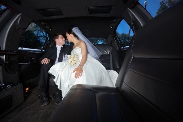 Scottsdale Wedding Limo - Scottsdale Arizona Wedding Limousine Services